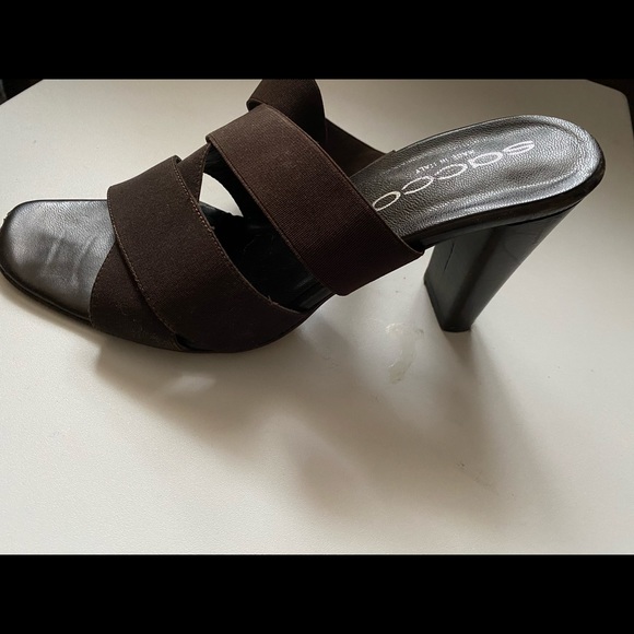 Sacco Strappy Heel Sandals. Made in Italy - Picture 8 of 11